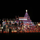 Illustration for article titled From the Dept of Duh: Family Cant Afford This $41,000, 1-Million Christmas Light Extravaganza